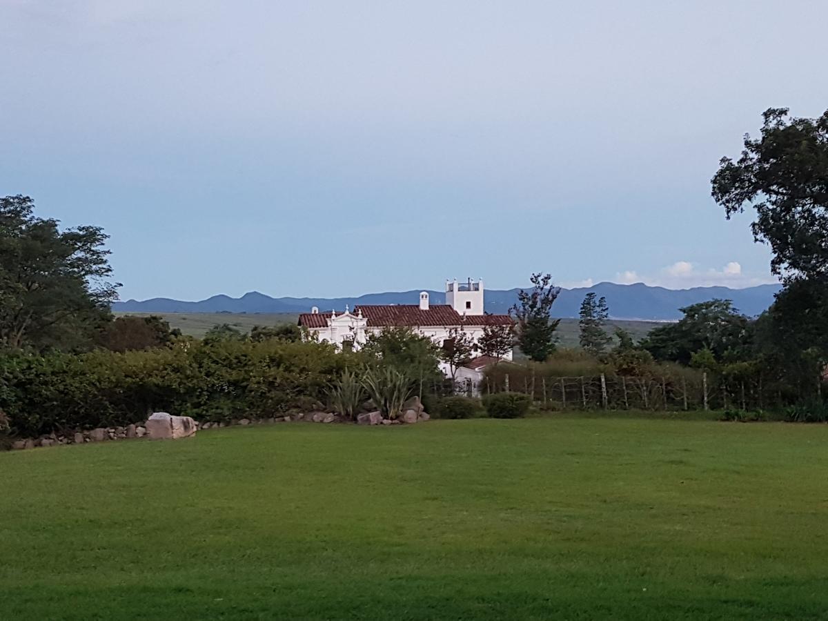 Hotel Torrontes San Lorenzo  Exterior foto